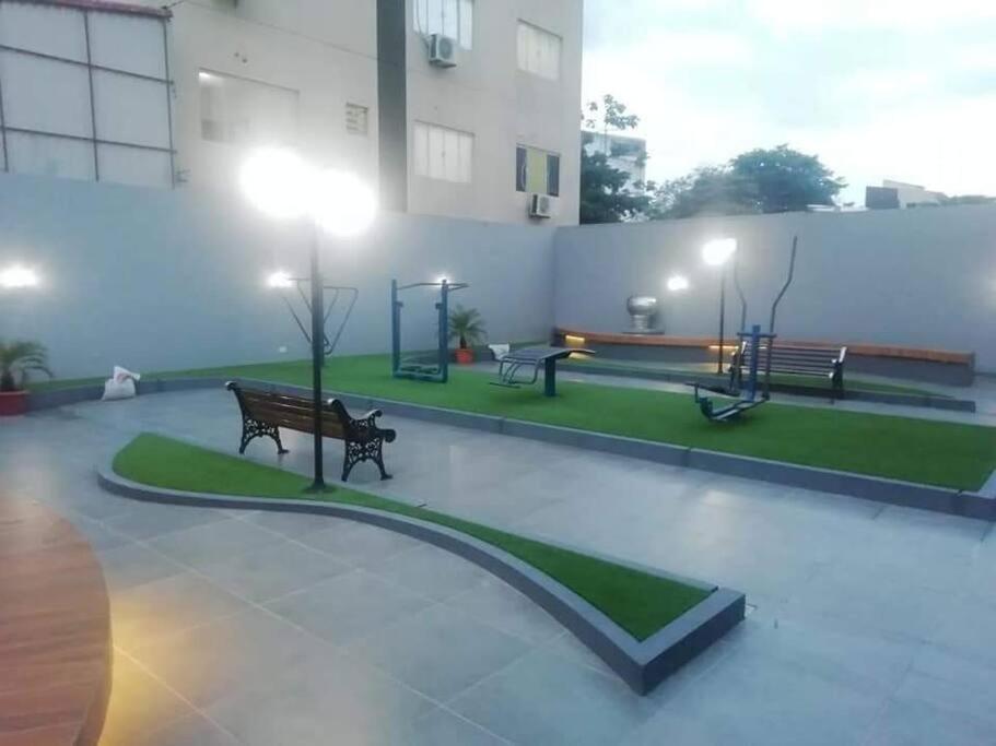 Appartement Departamentoo Nuevo Amoblado Cerca A Uagrm, Con Excelente Vista à Santa Cruz de La Sierra Extérieur photo