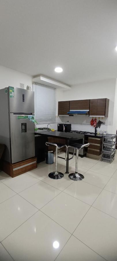 Appartement Departamentoo Nuevo Amoblado Cerca A Uagrm, Con Excelente Vista à Santa Cruz de La Sierra Extérieur photo